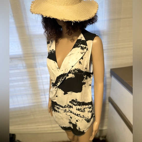 👚🖤🗯SLEEVELESS BLOUSE🗯🖤👚 - Picture 11 of 15